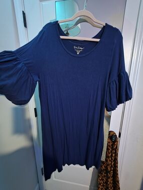 Lilly Pulitzer Deep Navy Ruffle Sleeve Dress Large
